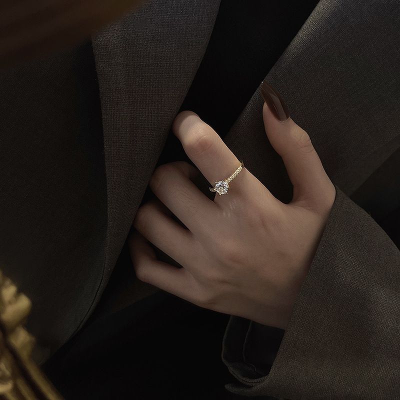 Shiny Zircon Crown Golden Adjustable Ring
