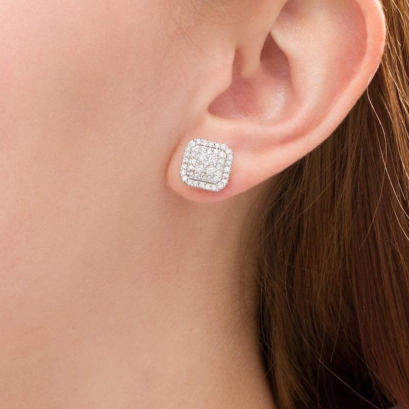 Glanzende microkubus trendy oorbellen