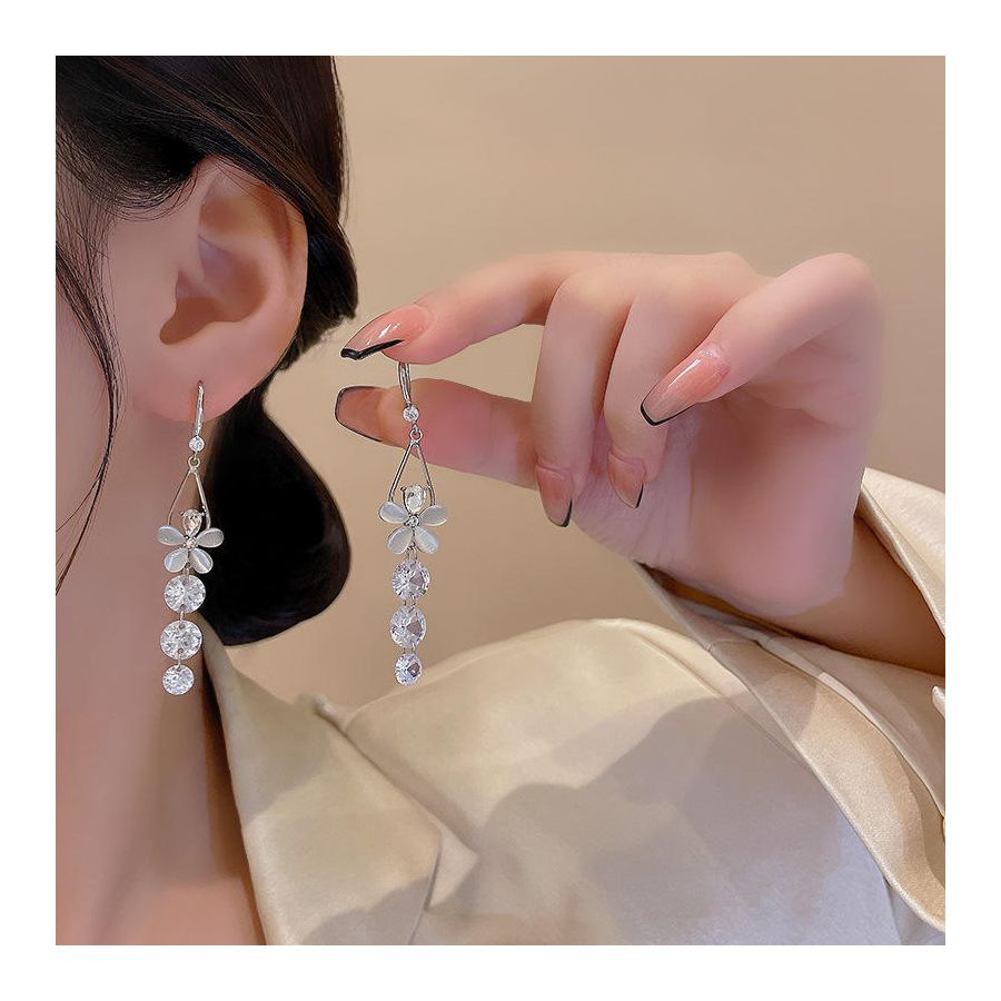 Crystel Flower With Dangled Zircons Earrings