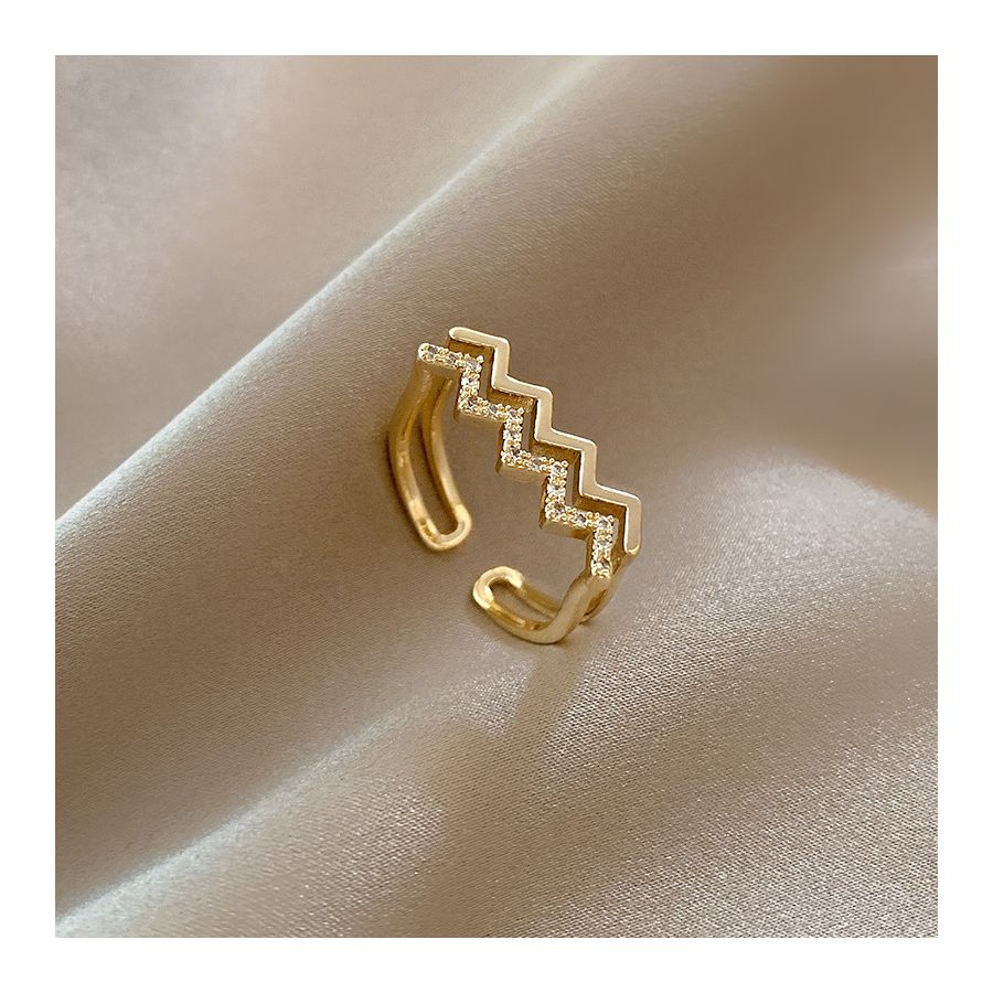 Shiny Wave Pattern Adjustable Ring