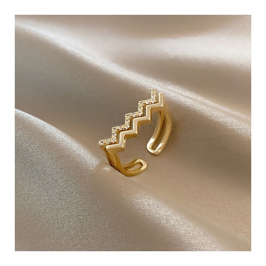 Shiny Wave Pattern Adjustable Ring