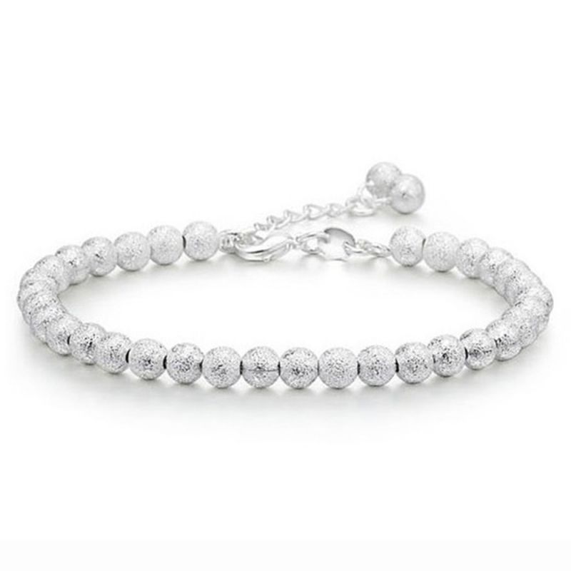 Stijlvolle zilveren balletjes armbanden