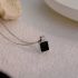 Ketting Met Vierkante Zwarte Hanger