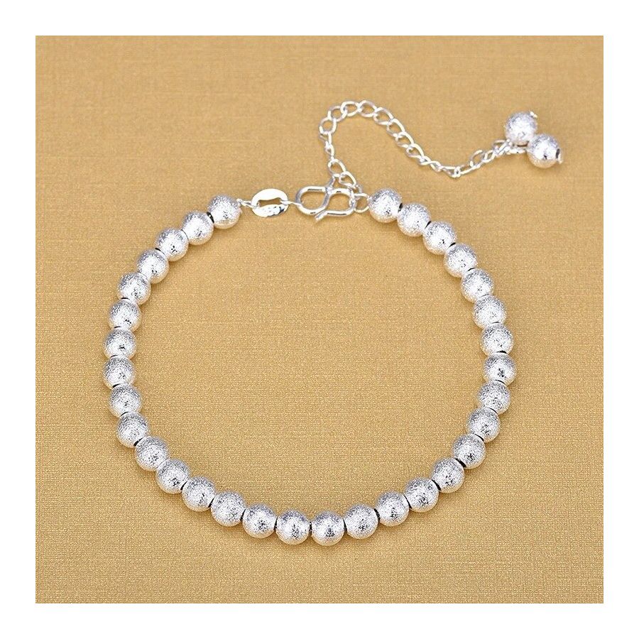 Stijlvolle zilveren balletjes armbanden