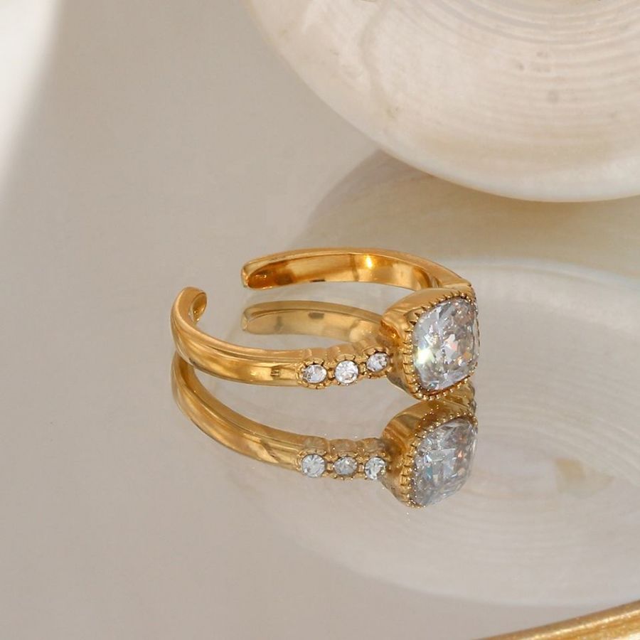 Golden Royal Style Big Crown With Zircon Adjustable Ring