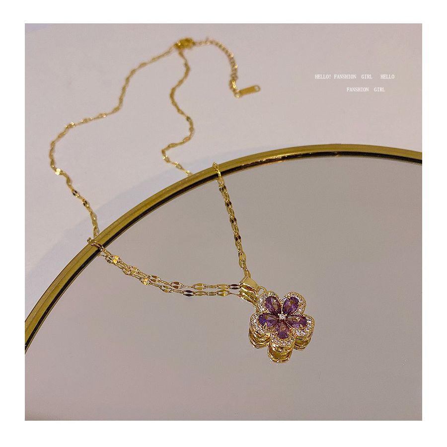 Golden Necklace With Beautiful Zircon Flower Pendant