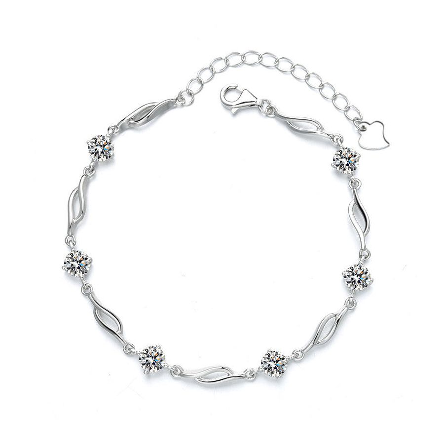 Gedraaide Zilveren Armband Met Zirkoon Hoogtepunten