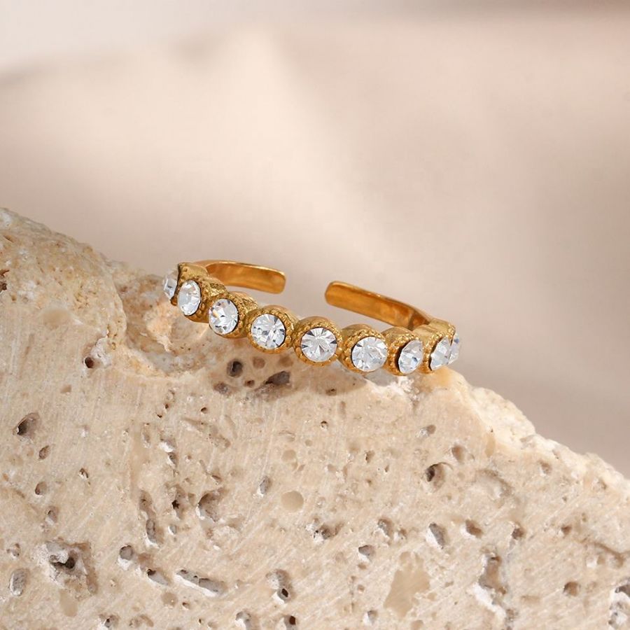 Golden Vintage Style Round Zircons Adjustable Ring