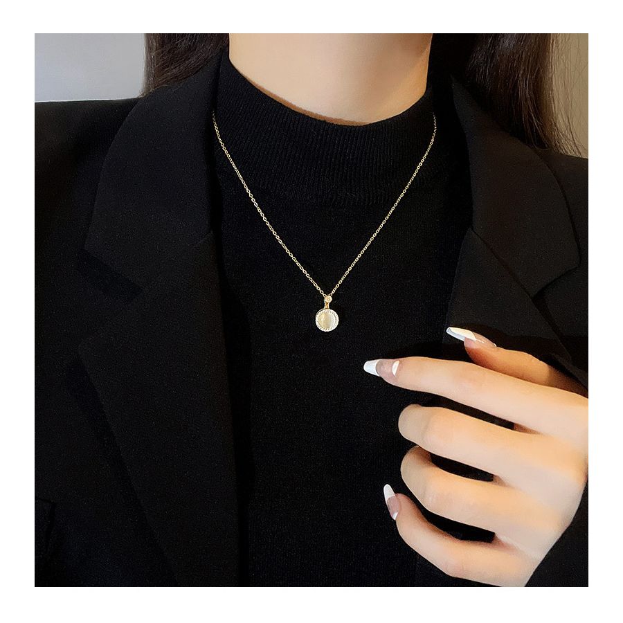 Gouden Halsketting Met Maan Gestileerde Zirkoon Hanger