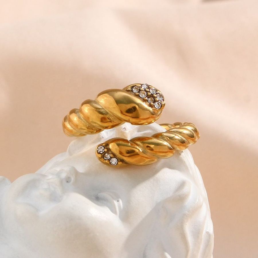 Golden Twisted Loop Over Adjustable Ring
