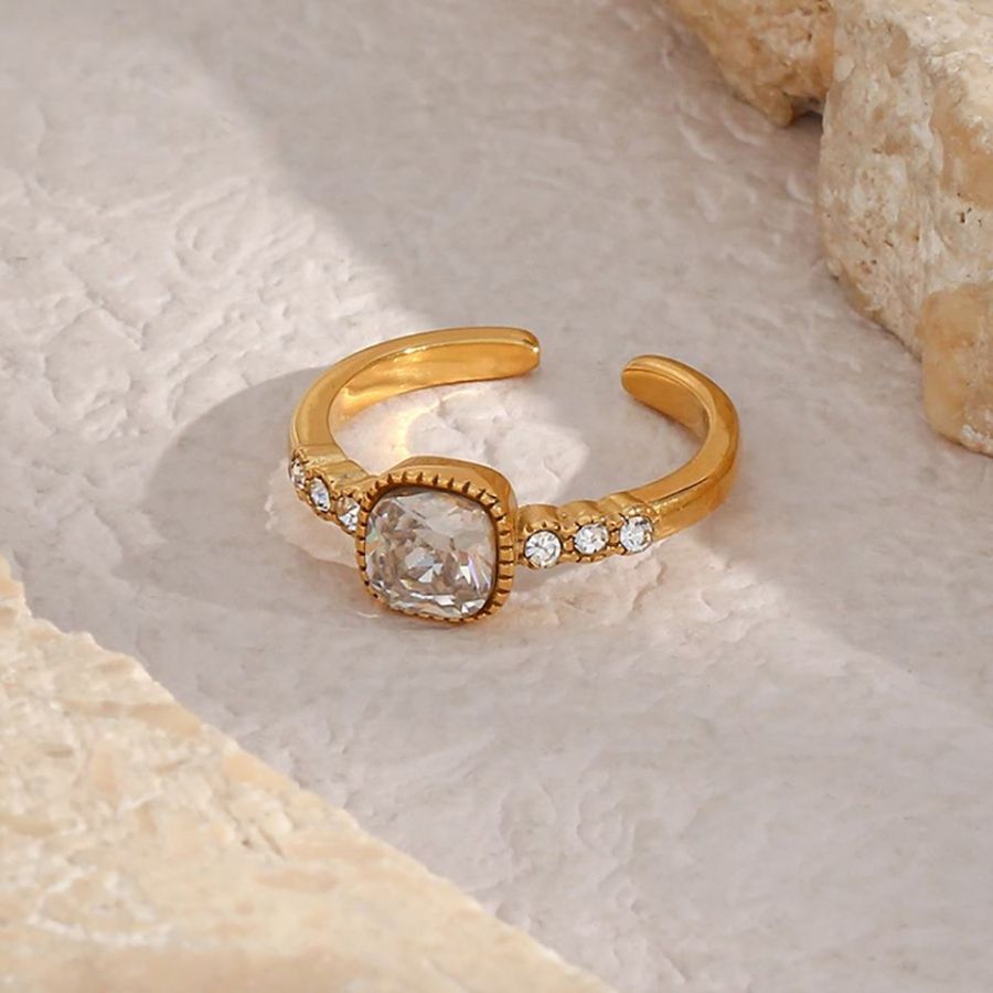 Golden Royal Style Big Crown With Zircon Adjustable Ring