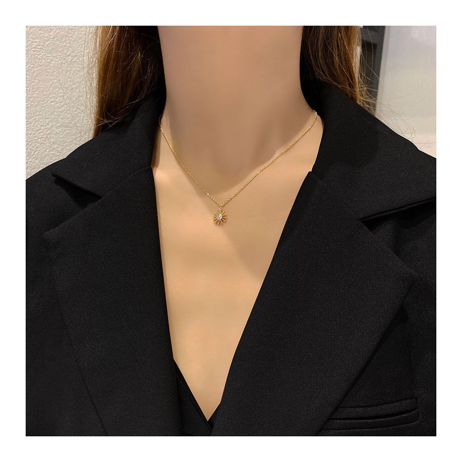 Golden Necklace With Star Pendant