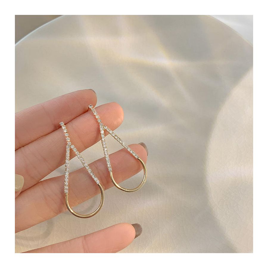 Drop Tassel Earrings With Shiny Zircons