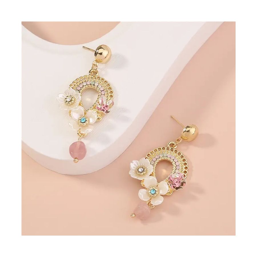 Trendy oorbellen in Indiase stijl