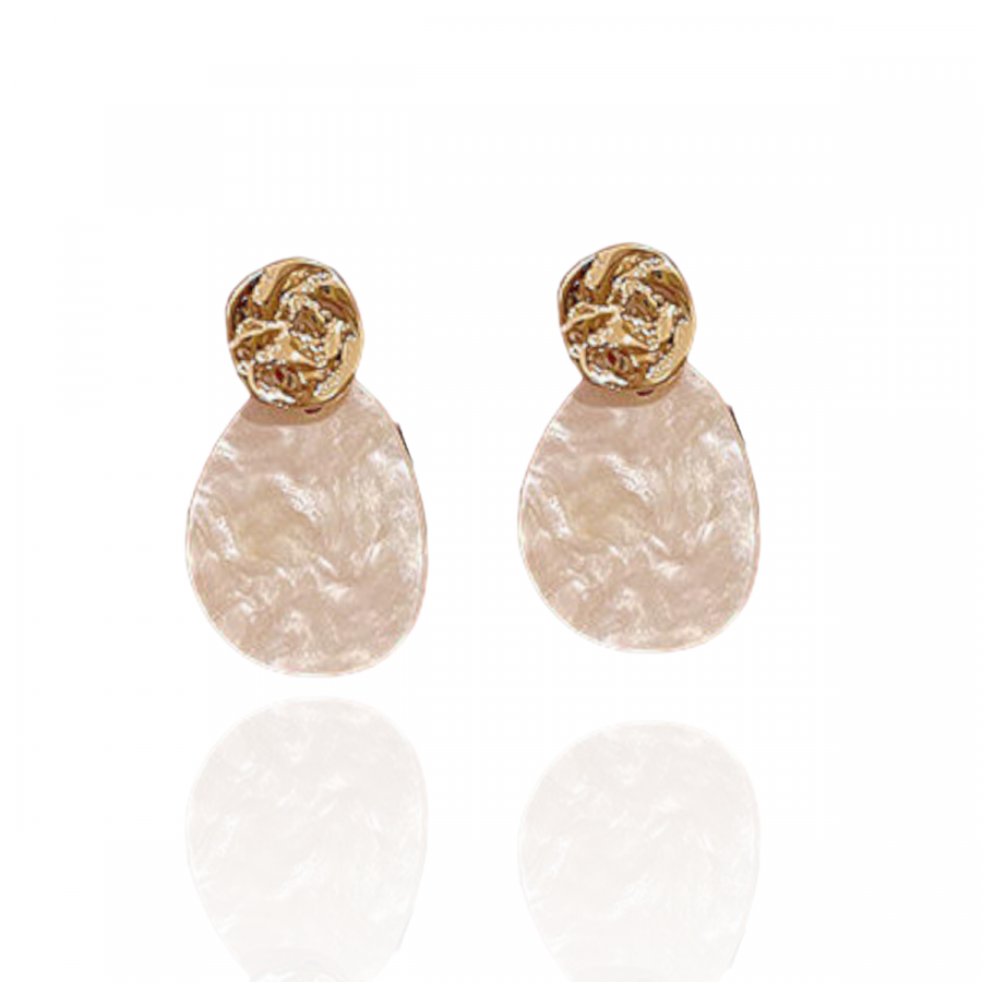 Lichte druppelvormige oorbellen van hars