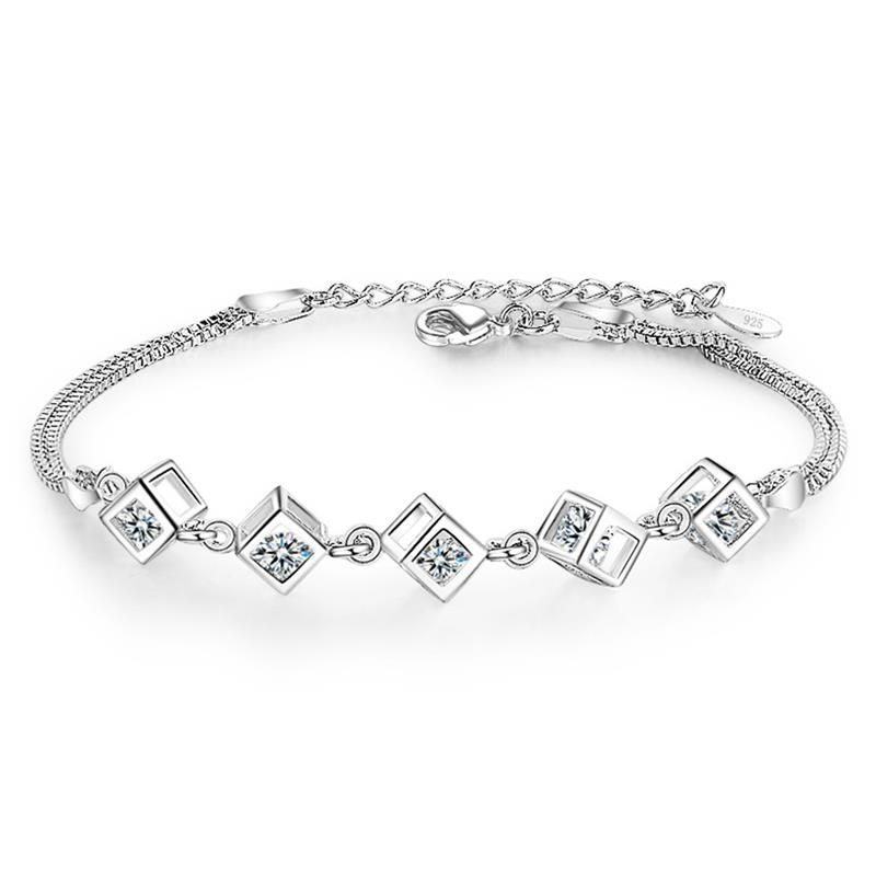 Klassieke zilveren armband met kubuspatroon